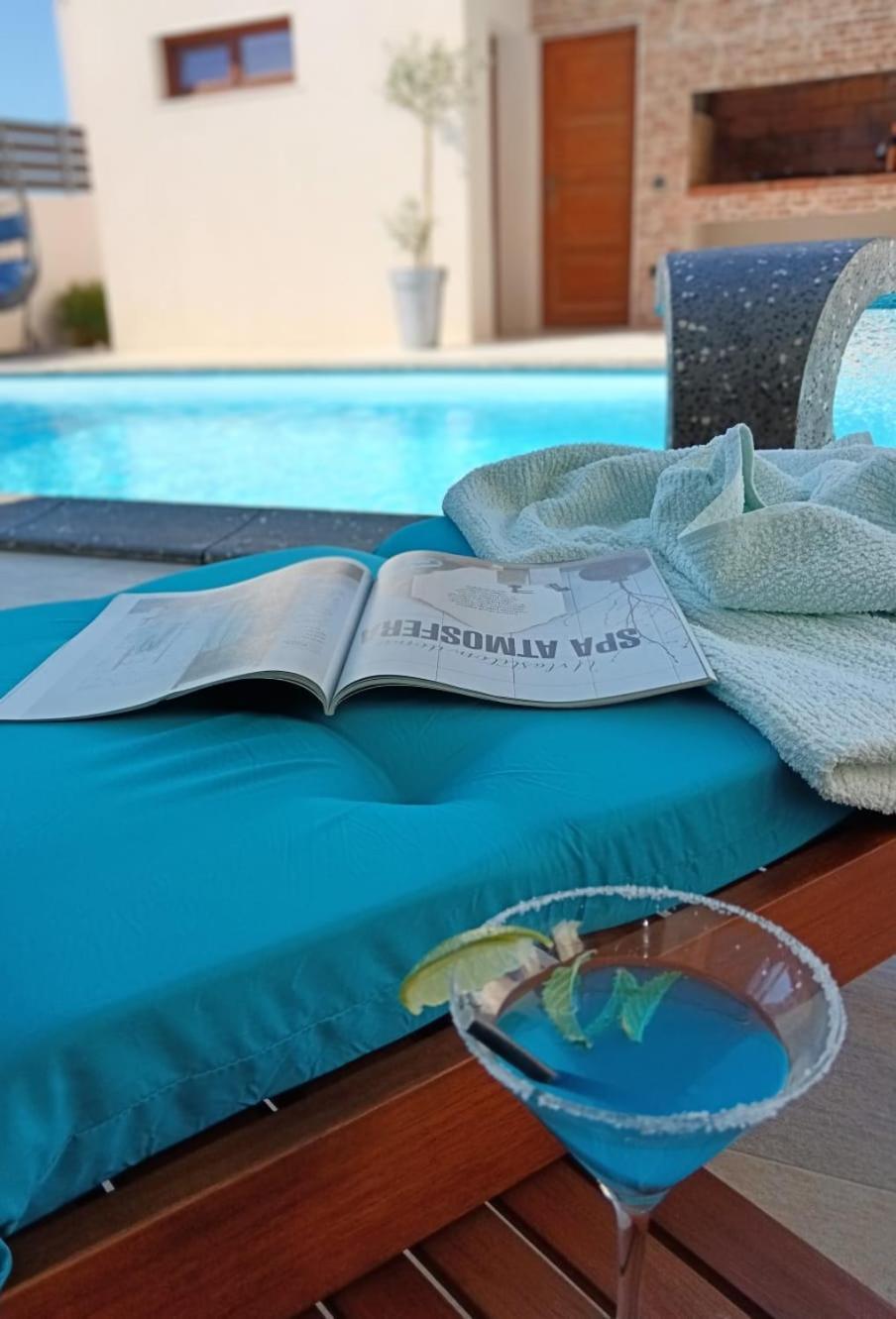 Holiday&Suite Klanac Vir Luaran gambar