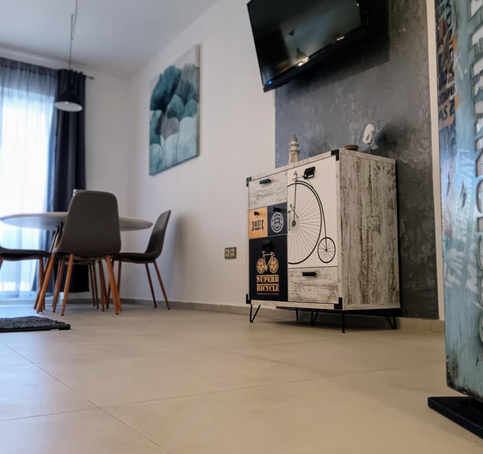 Holiday&Suite Klanac Vir Luaran gambar