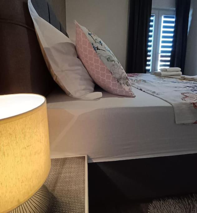 Holiday&Suite Klanac Vir Luaran gambar