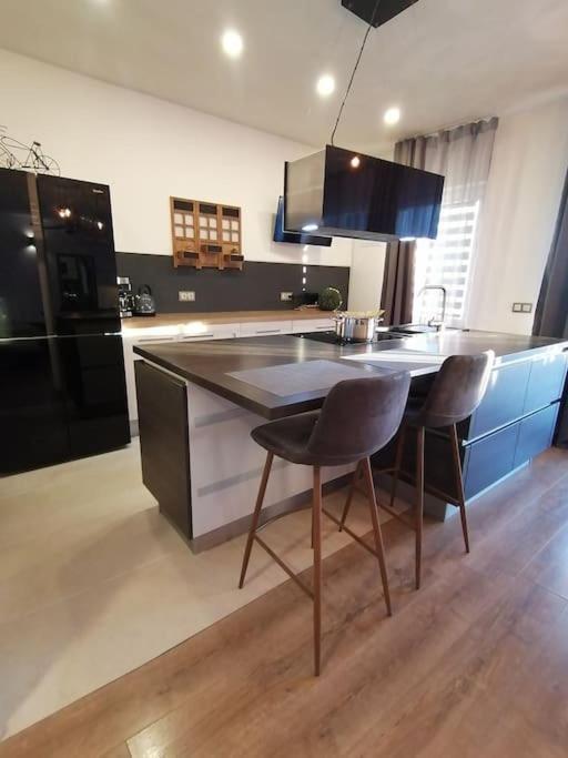 Holiday&Suite Klanac Vir Luaran gambar