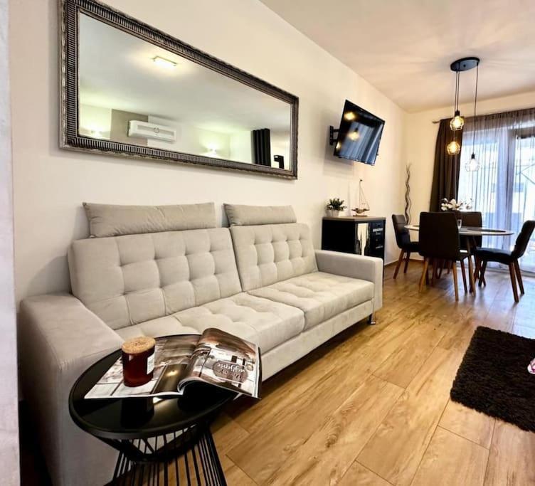 Holiday&Suite Klanac Vir Luaran gambar